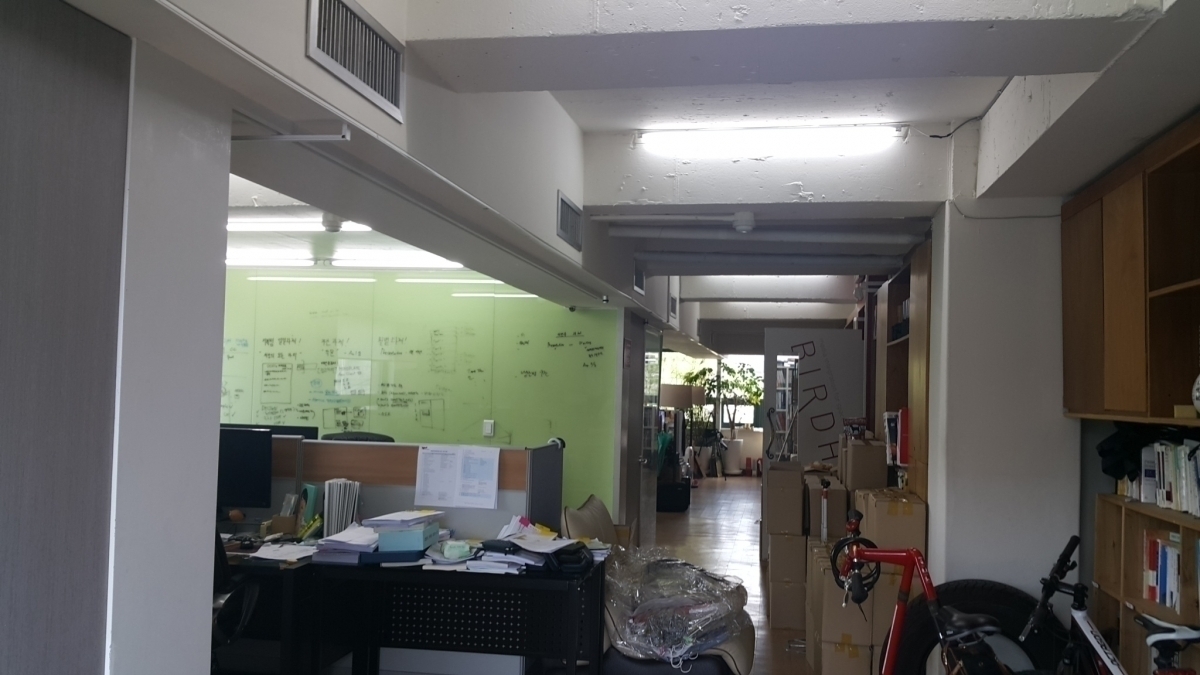 새로수길내 4층 전용면적 50평 사무실 임대