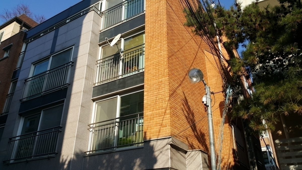 용산구 한남동 4층건물 5세대 거주하는 다세대 주택 통매매(공동중개)