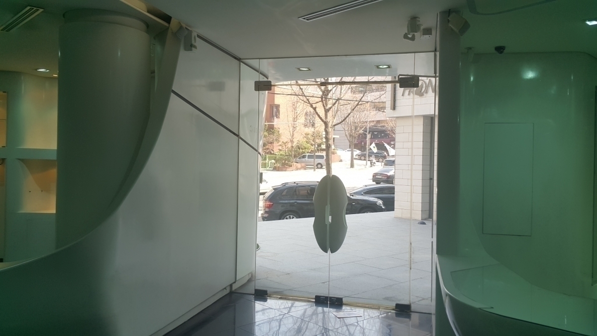논현동 을지병원사거리 논현로변 1층 상가 임대